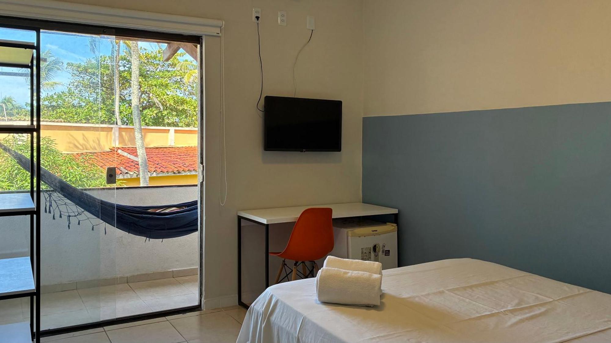 Quarto Duplo com Varanda e Vista do Mar